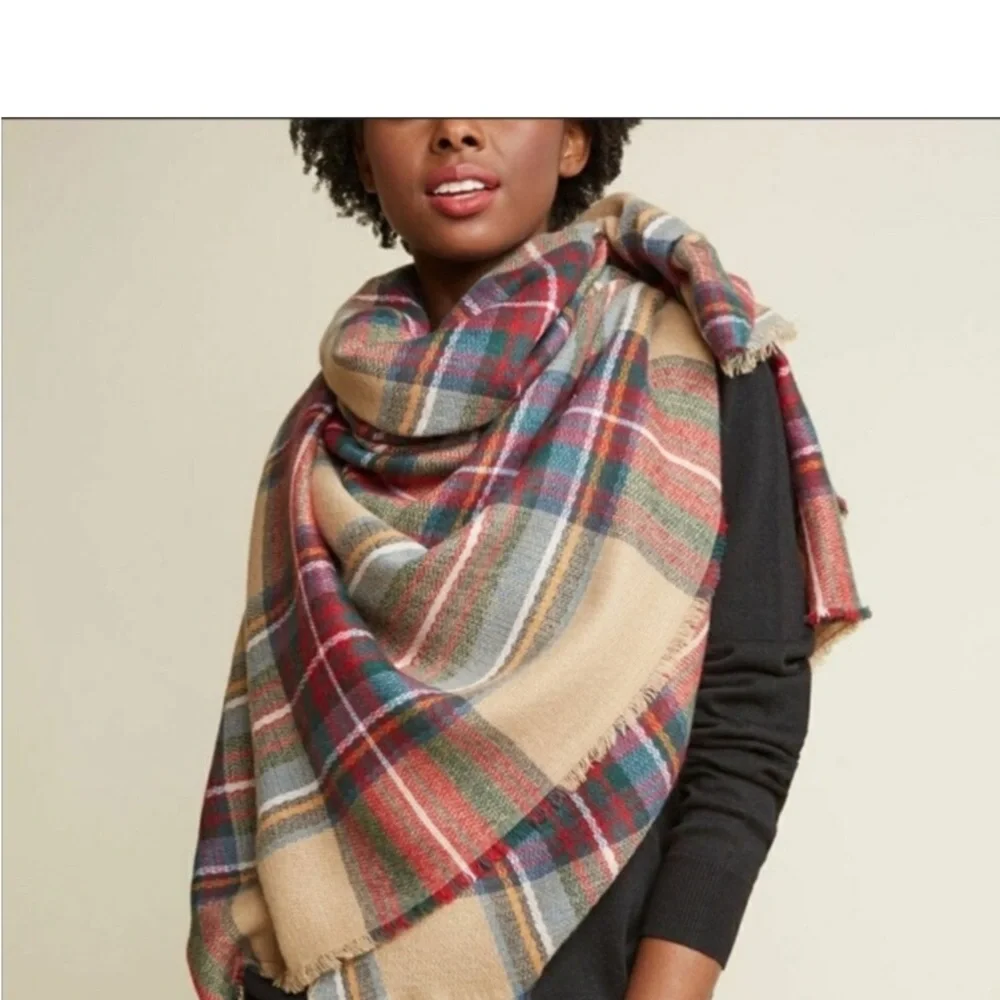 ModCloth tartan plaid blanket wrap/scarf/shawl - Picture 11 of 17